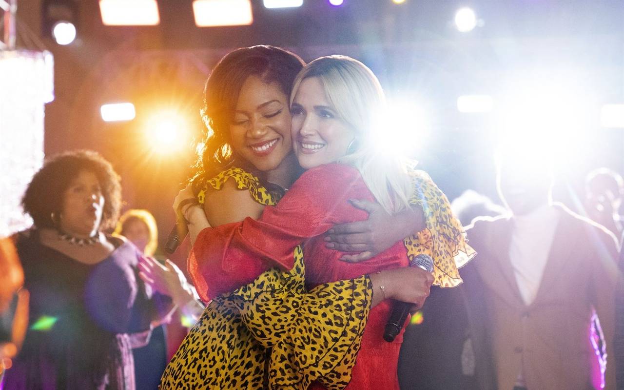 Mia und Mel sind beste Freundinnen.