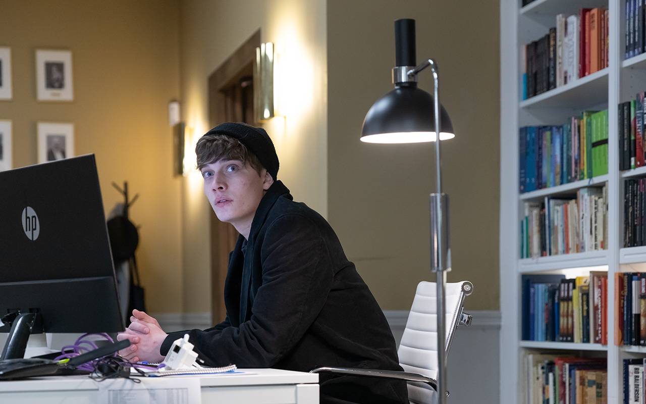 Max denkt sich schon wieder was aus.