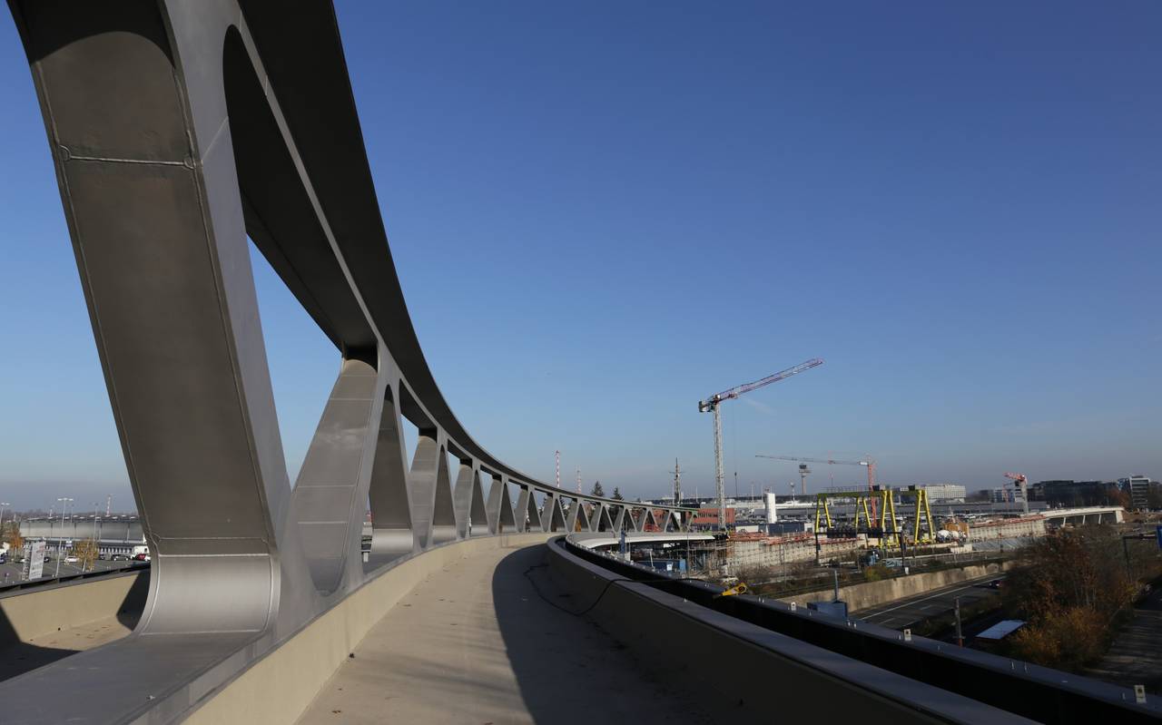 Die im Bau befindliche Strecke der U81 am Düsseldorfer Flughafen.