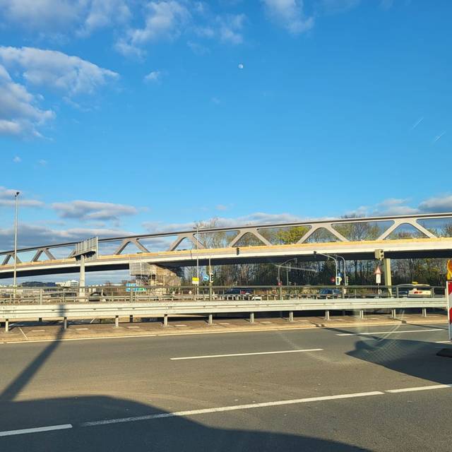 Brücke für die U81 über den Nordstern