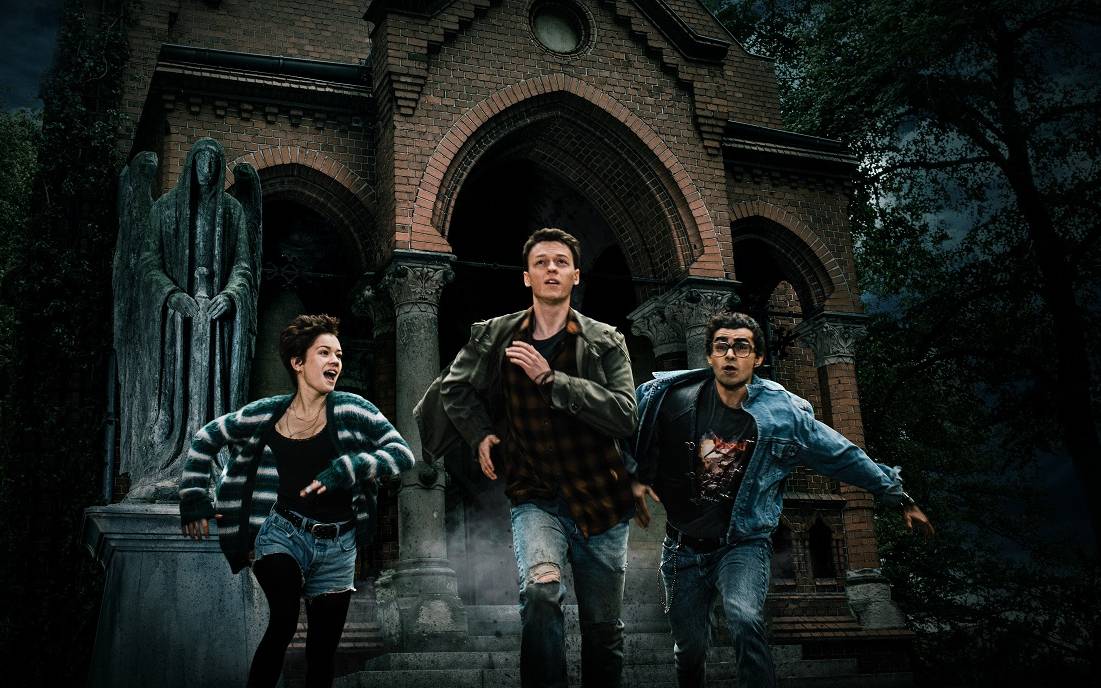 Die drei Freunde in der mysteriösen Welt.