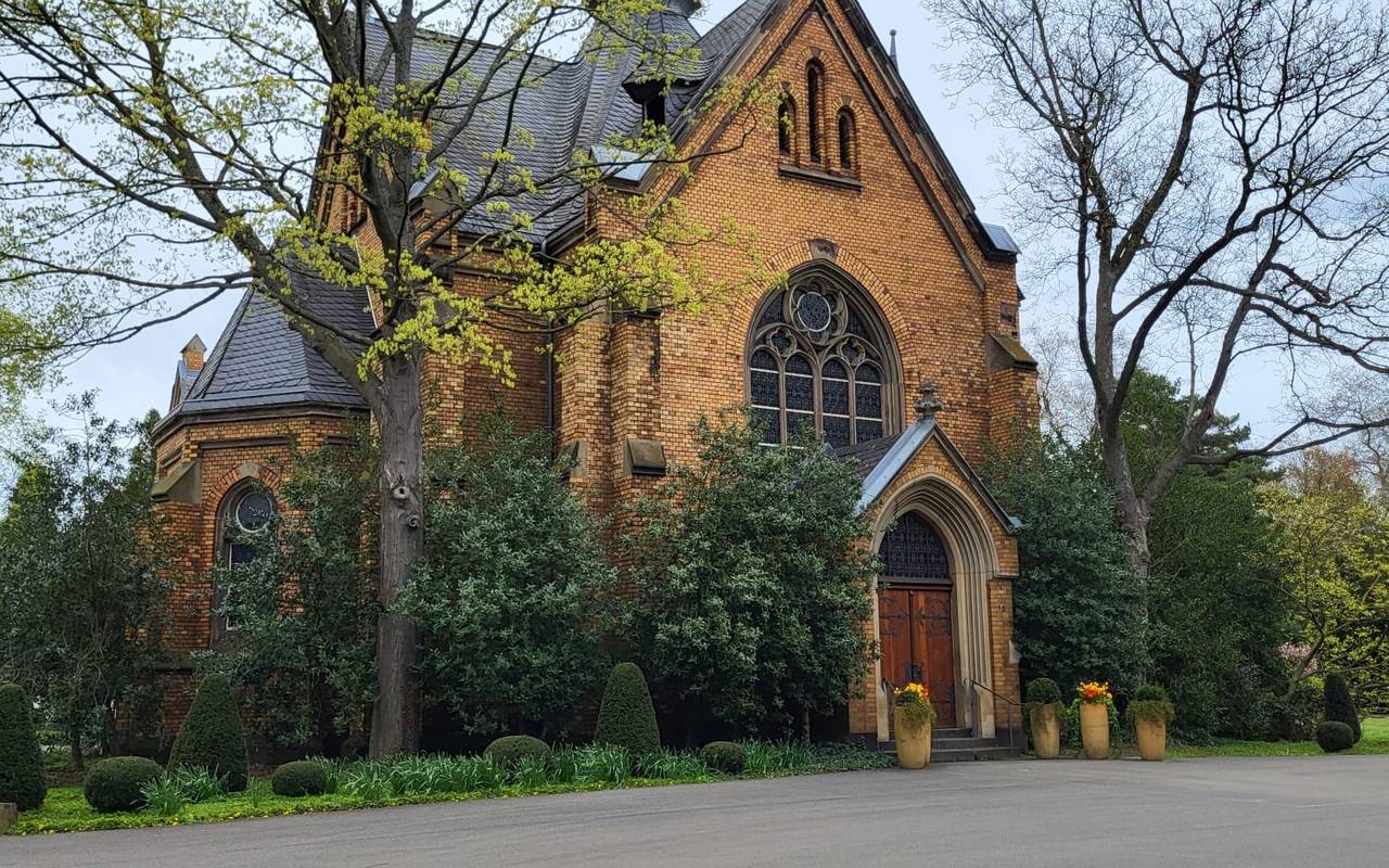 Die Kapelle auf dem Düsseldorfer Nordfriedhof.