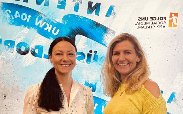 Claudia Monréal mit der Leiterin des Düsseldorfer Capitol Theaters Michaela Guth.