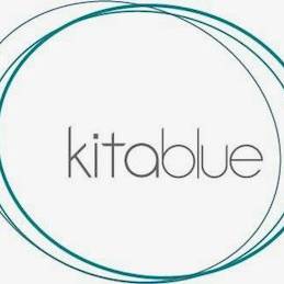 Das Logo von kitablue.