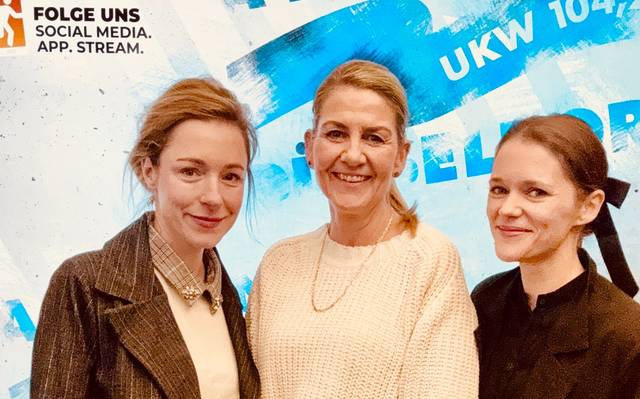 Claudia Monréal mit den Schauspielerinnen Friederike Linke & Sarah Koch