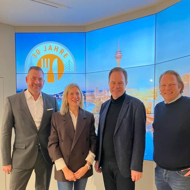 Jubiläum der Düsseldorfer Tafel. Mit Björn Freitag, OB Stephan Keller, Tafelvorsitzende Eva Fischer und METRO CEO Steffen Greubel