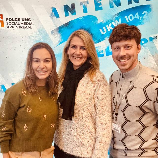 Claudia Monréal mit ihren Gästen Renata und Valentin Lusin.