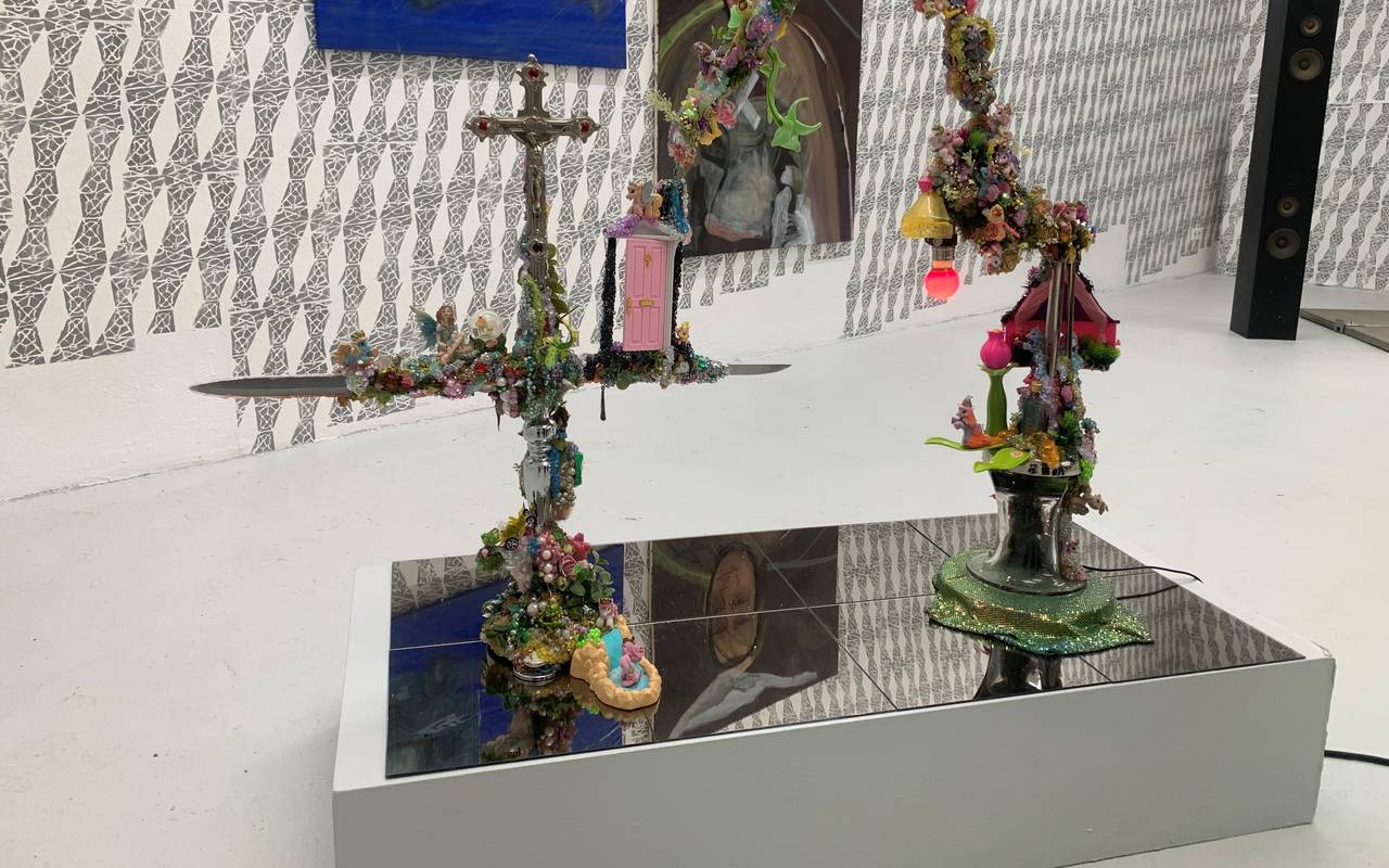 Exponate des Winterrundgangs in der Düsseldorfer Kunstakademie.