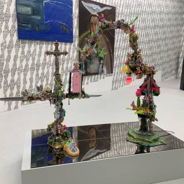 Exponate des Winterrundgangs in der Düsseldorfer Kunstakademie.