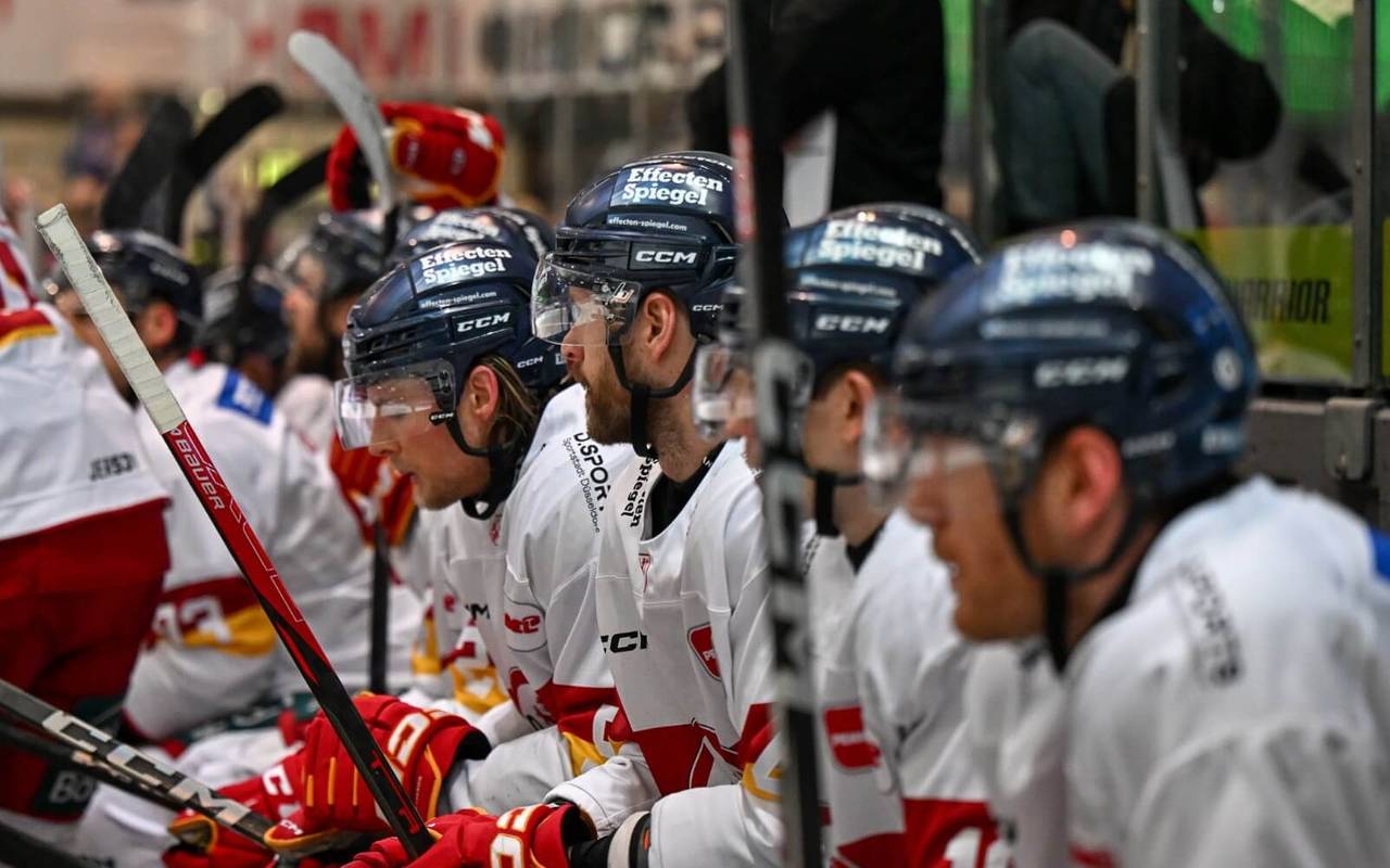 DEG-Spielerbank, Niederlage in Iserlohn