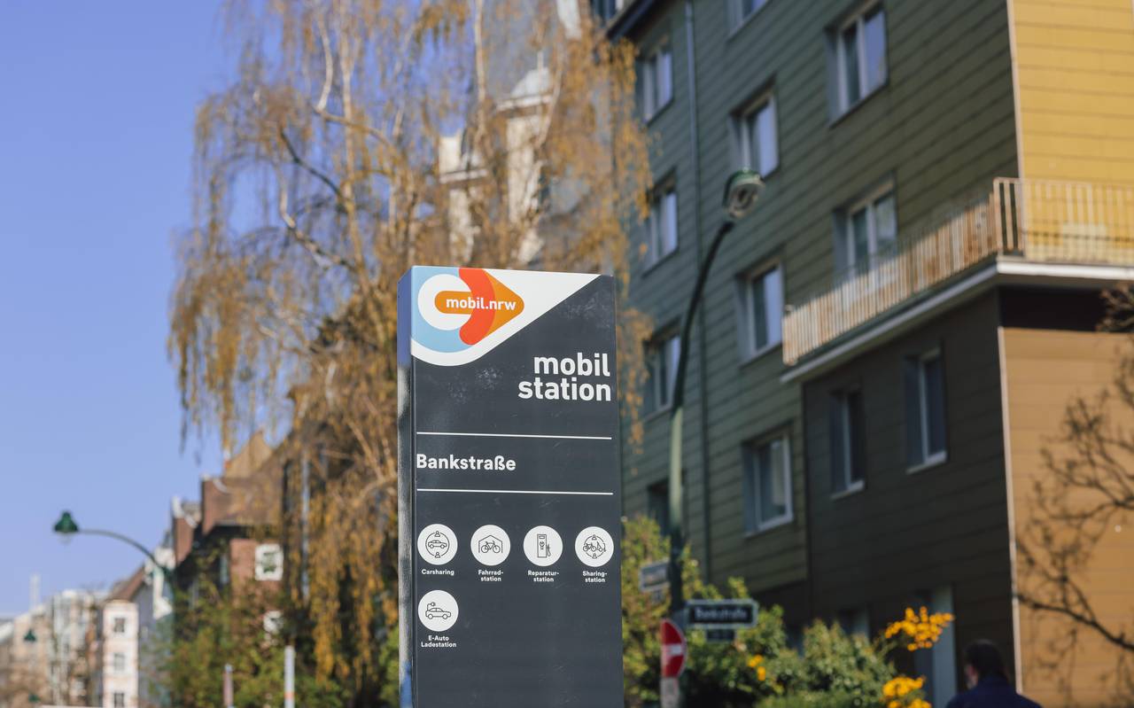 Schild der Mobilitätsstation Bankstraße