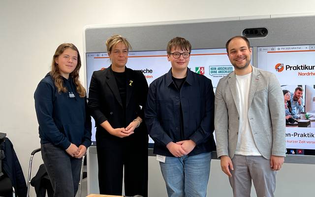 Pressekonferenz zu den Ferien-Praktikumswochen in den Sommerferien mit Wirtschaftsministerin Mona Neubaur
