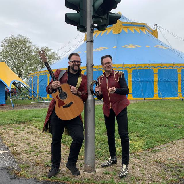 Mitglieder der Band Höhner Freddi Lubitz-Ragland und Schlagzeuger Heiko Braun.