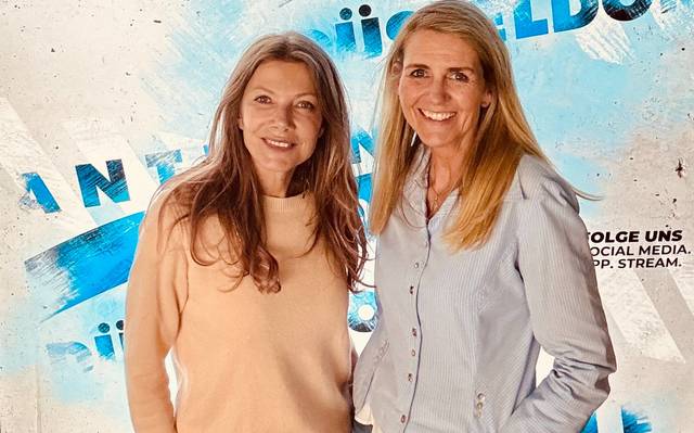 Claudia Monréal, Moderatorin bei Antenne Düsseldorf mit Schauspielerin Ursula Karven