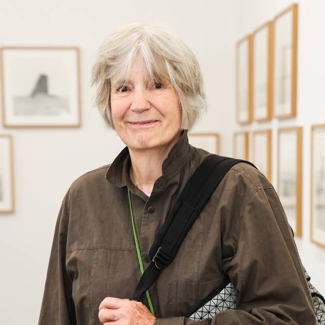 Die Fotokünstlerin Ursula Schulz-Dornburg wird von der Landeshauptstadt Düsseldorf mit dem Bernd-und-Hilla-Becher-Preis 2025 ausgezeichnet.