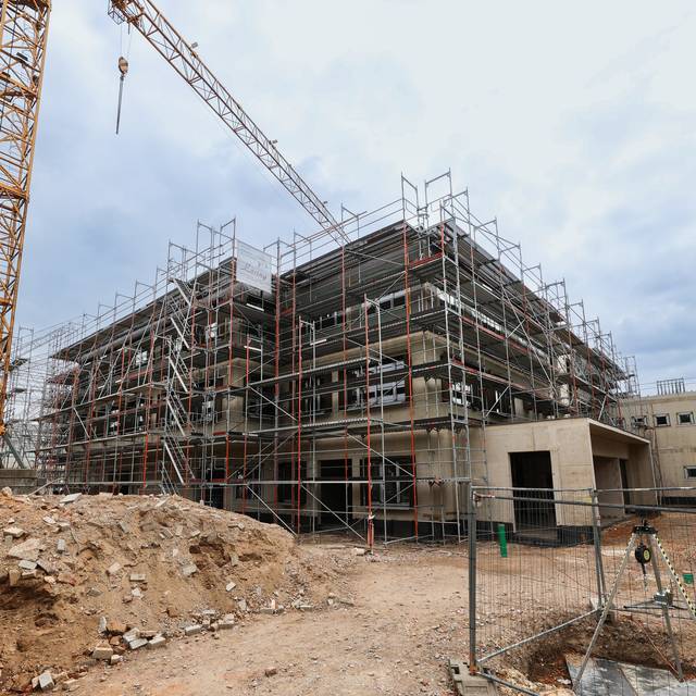Die Baustelle für den Neubau der Carl-Sonnenschein-Grundschule in Unterbach.