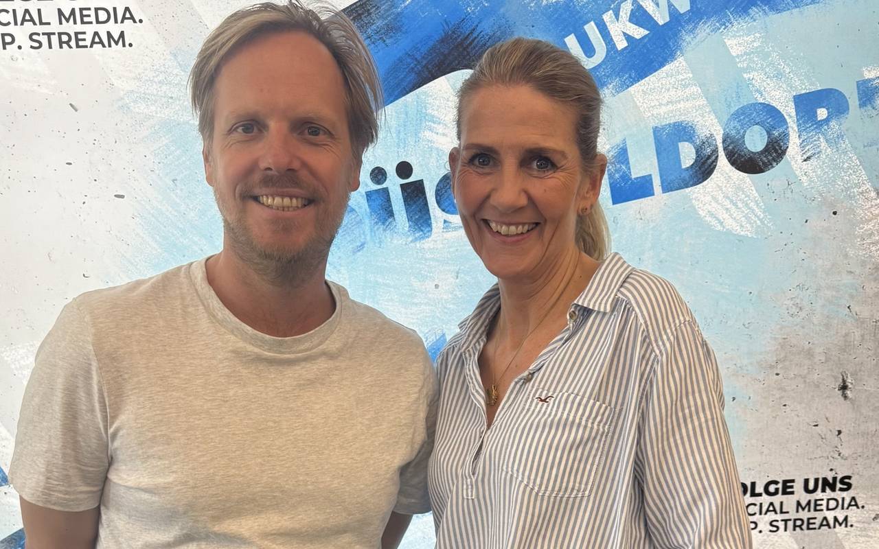 Claudia Monréal, Moderatorin bei Antenne Düsseldorf mit Comedian Patrick Nederkoorn