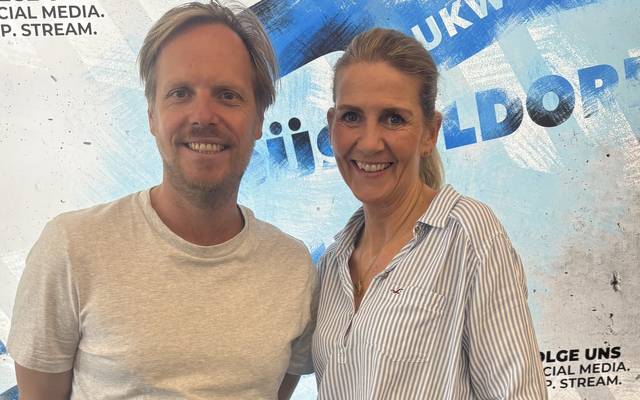 Claudia Monréal, Moderatorin bei Antenne Düsseldorf mit Comedian Patrick Nederkoorn