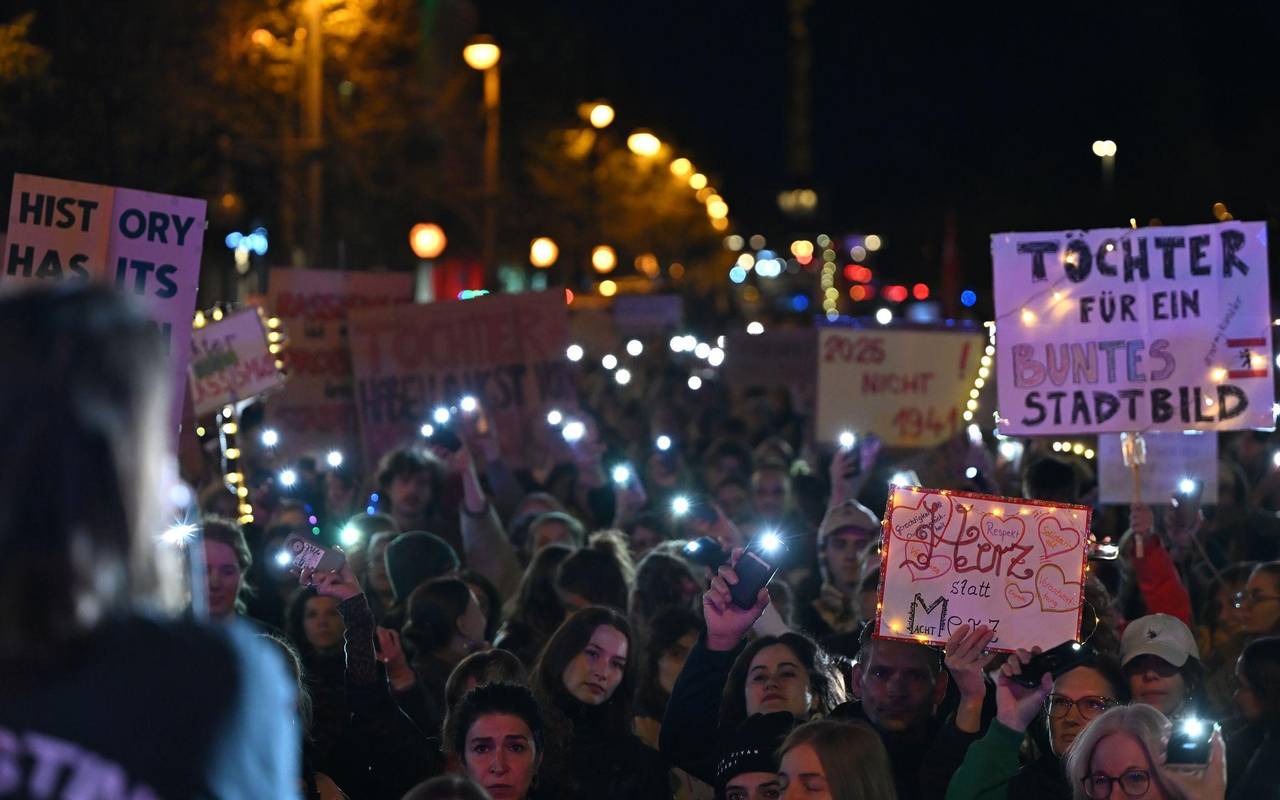 Demonstration - „Wir sind die Töchter“