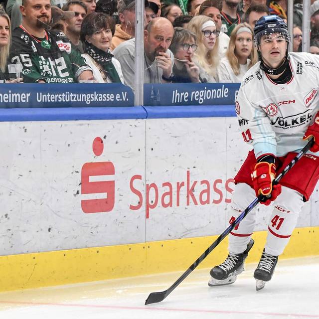 Colin Smith im DEG-Trikot