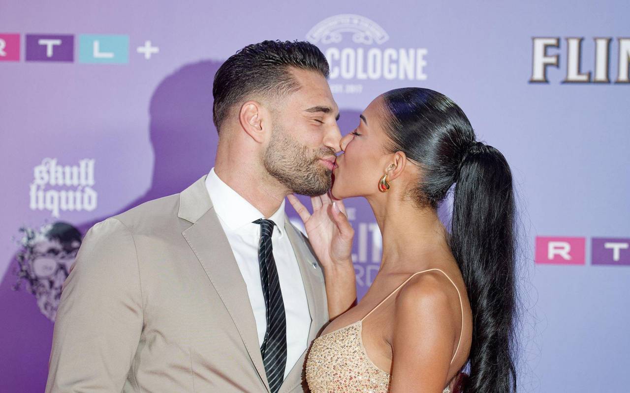 Aleks Petrović mit Freundin Vanessa Nwattu