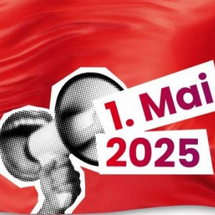 Banner zur Kundgebung am 1. Mai: Schriftzug "Mach dich Stark mit uns" und ein Megafon