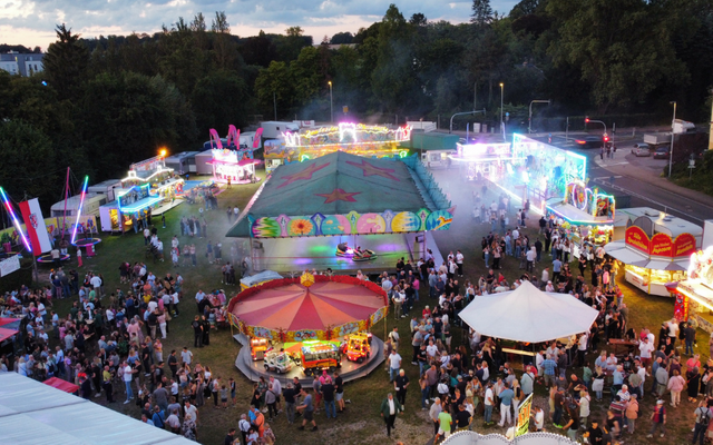 Eine Luftaufnahme des Schützenfestes in Düsseldorf-Unterbach.
