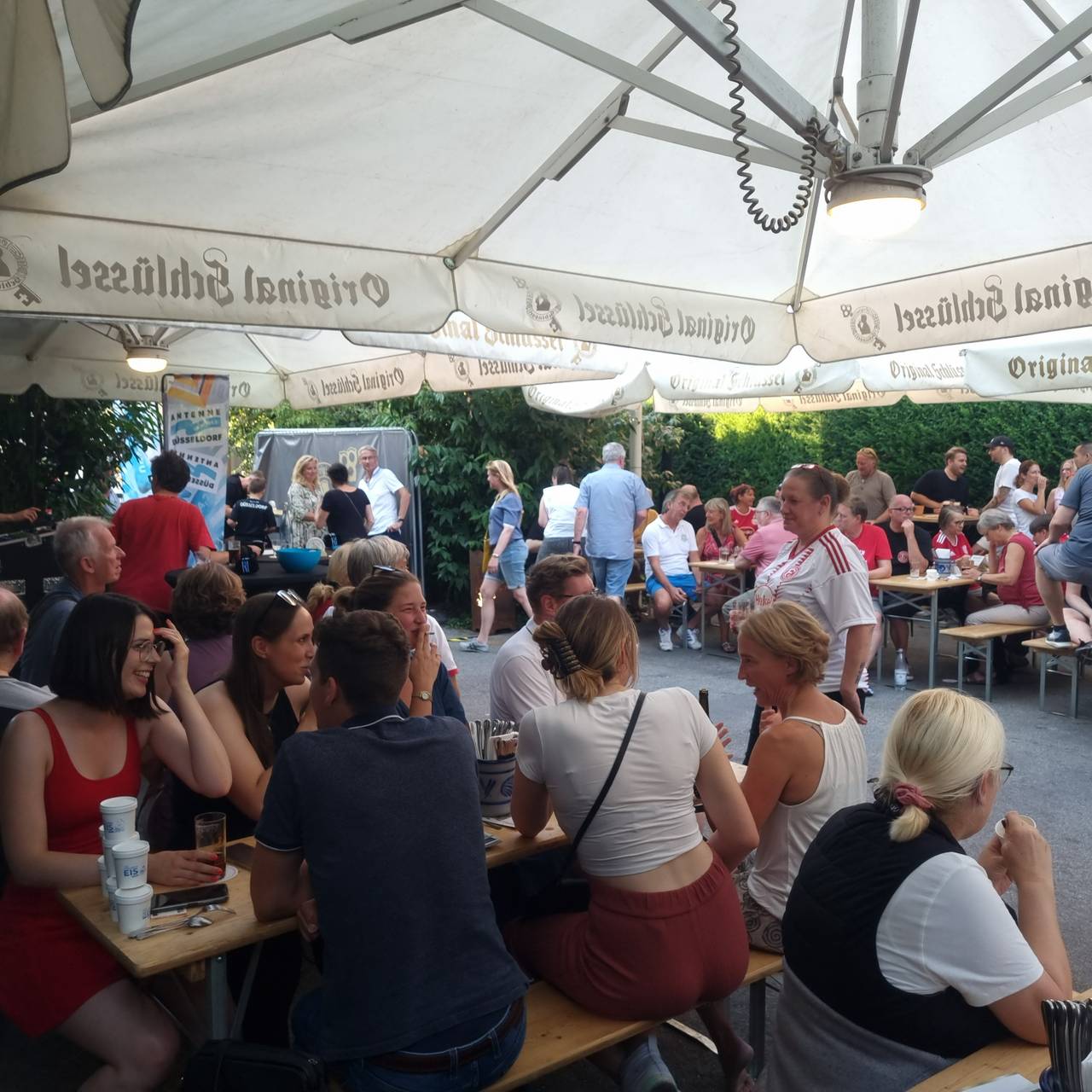 Fümmenneunzich um sechs LIVE