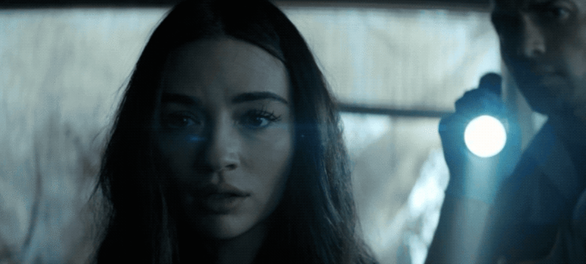 Dr. Abby Arcane erforscht die Sümpfe.