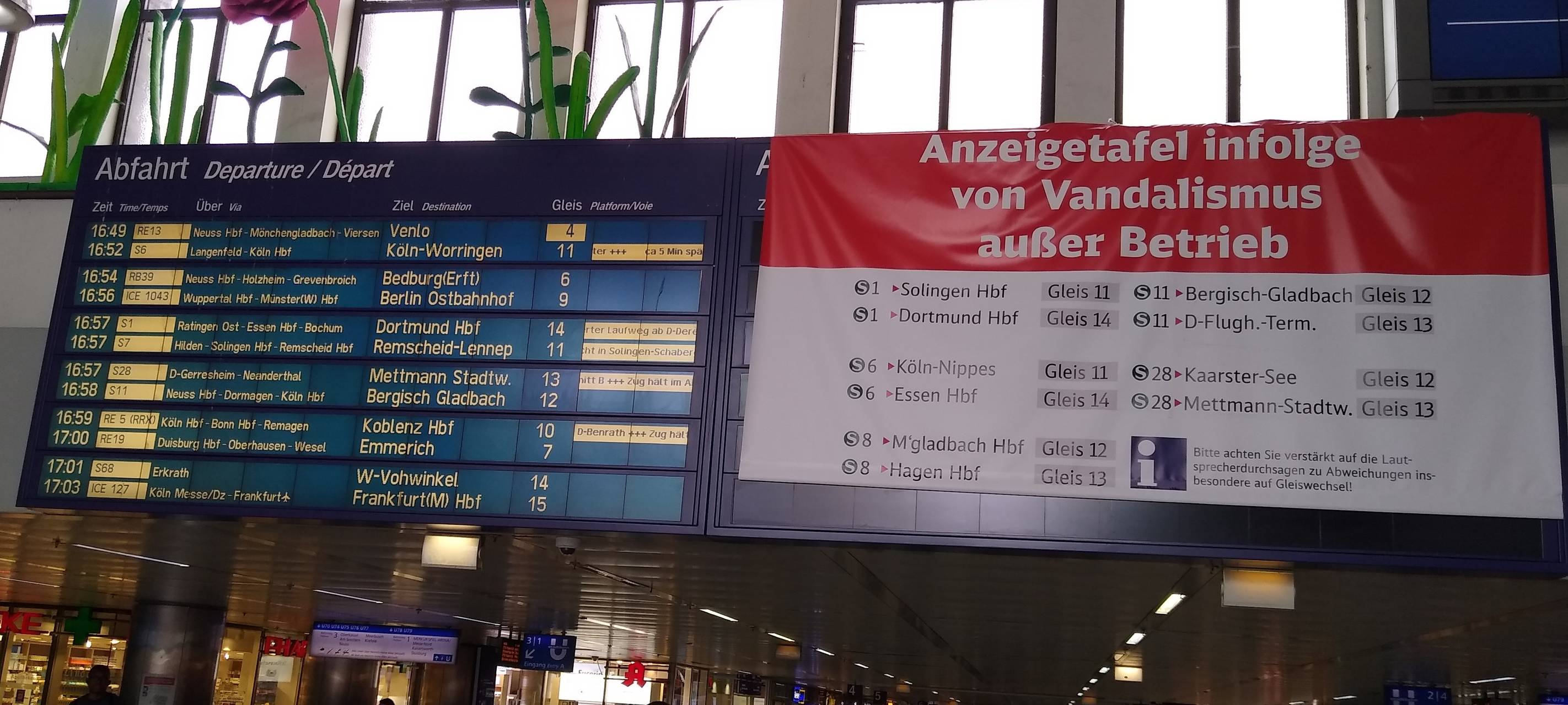 Anzeigetafel länger außer Betrieb