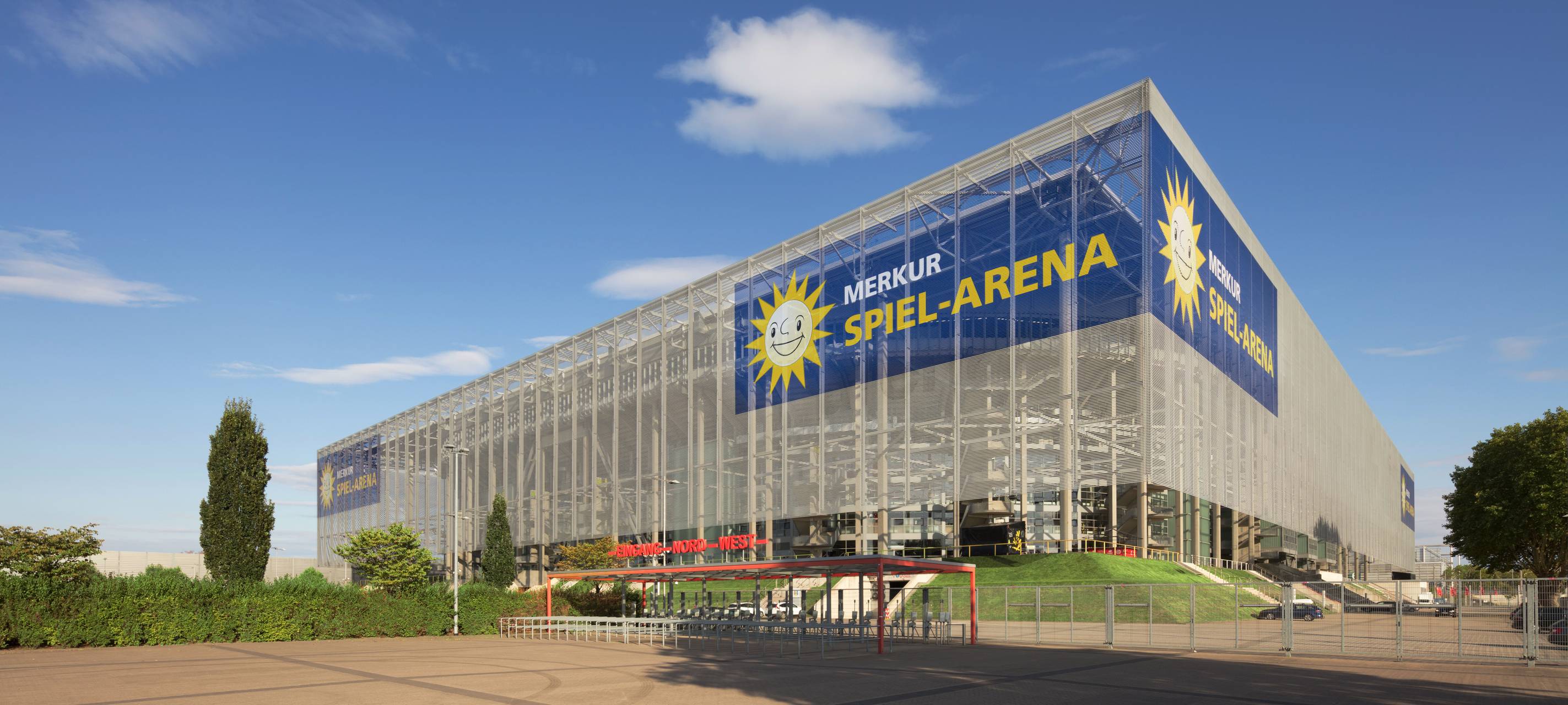 Außenansicht der Merkur Spiel-Arena