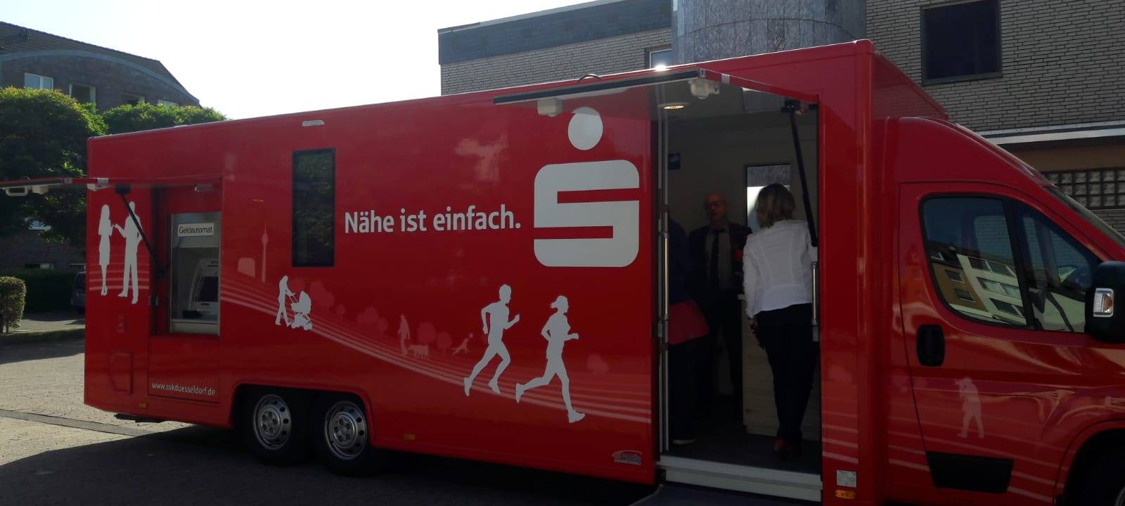 Sparkassen-Bus unterwegs