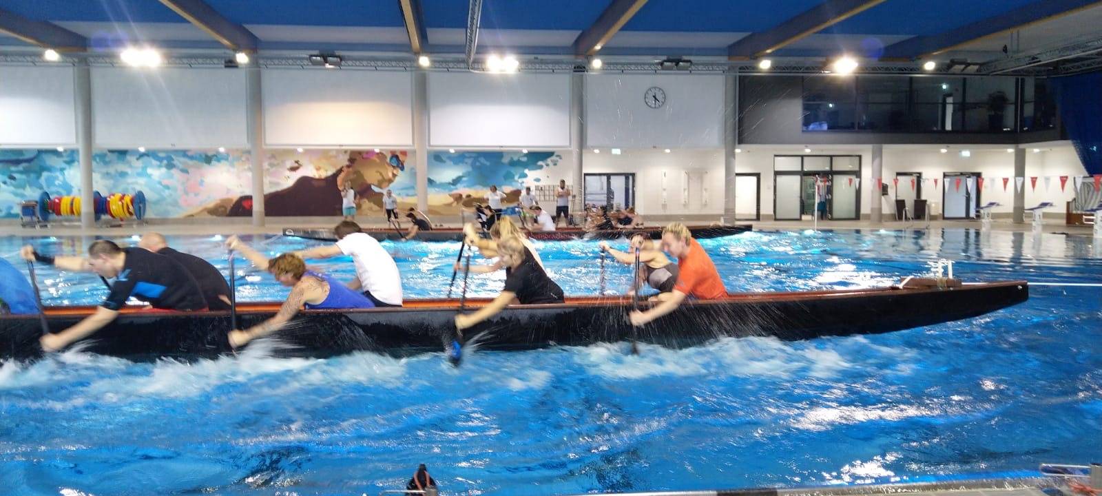 Indoor-Drachenbootrennen in Düsseldorf