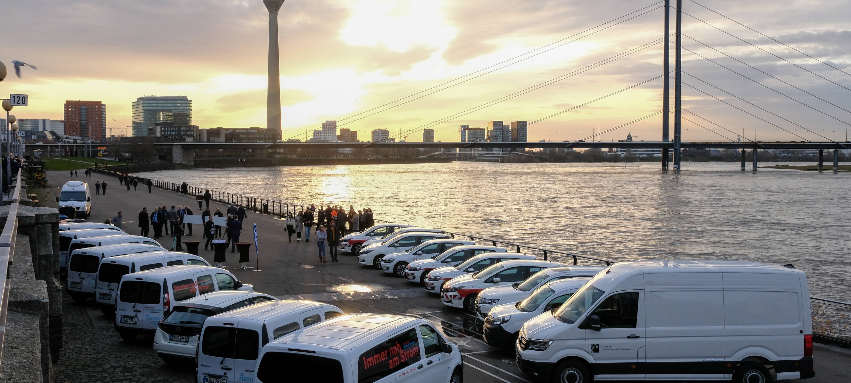 E-Mobilität: Zahl der E-Autos steigt