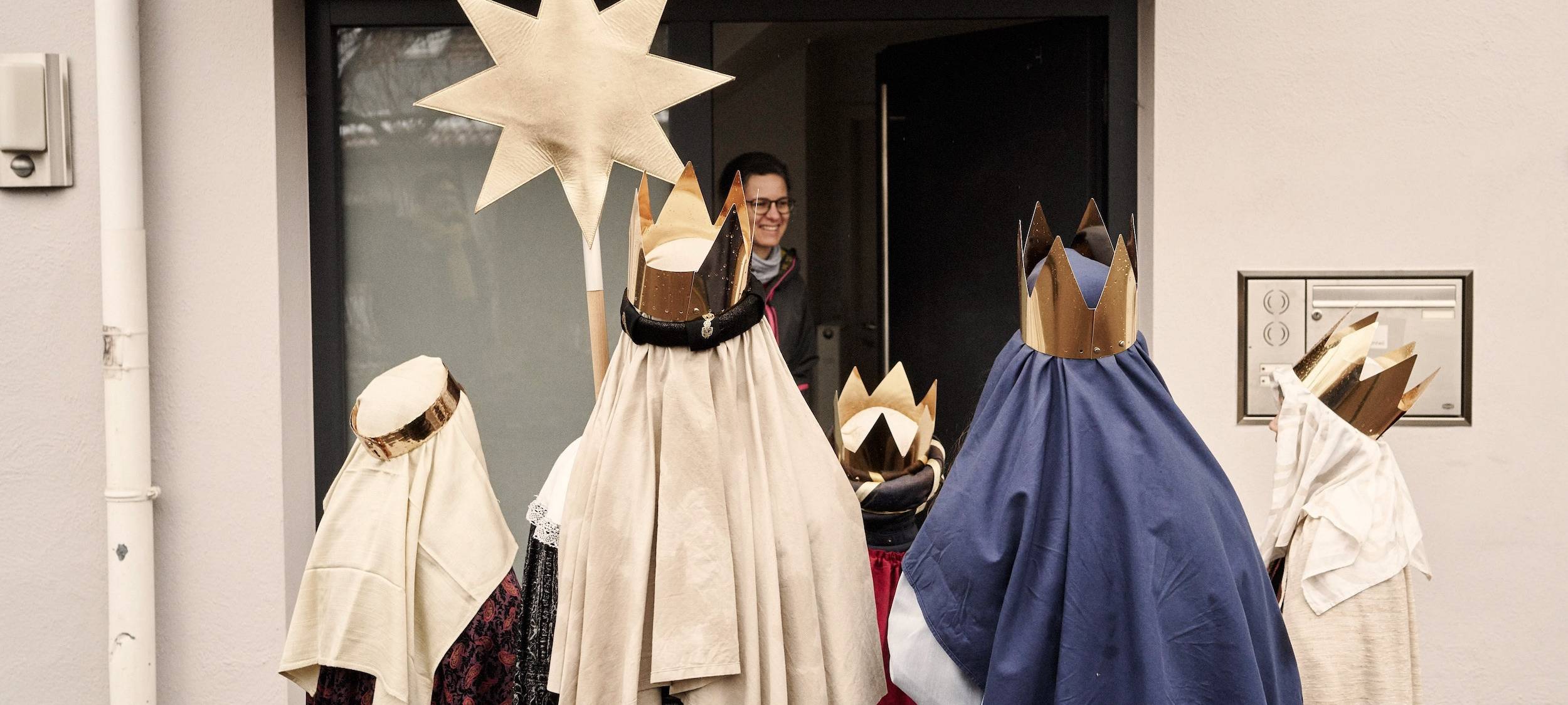 Sternsinger in Düsseldorf unterwegs