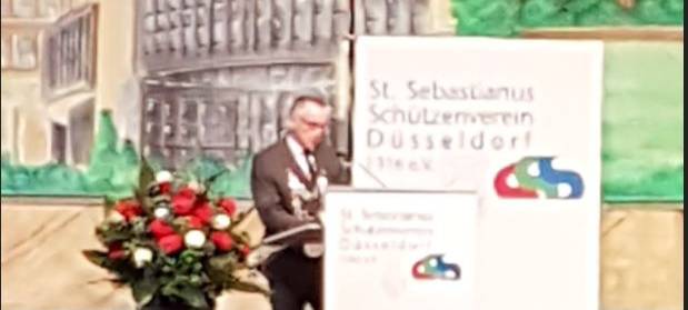 Düsseldorfer Schützen fahren kostenlos zur Rheinkirmes