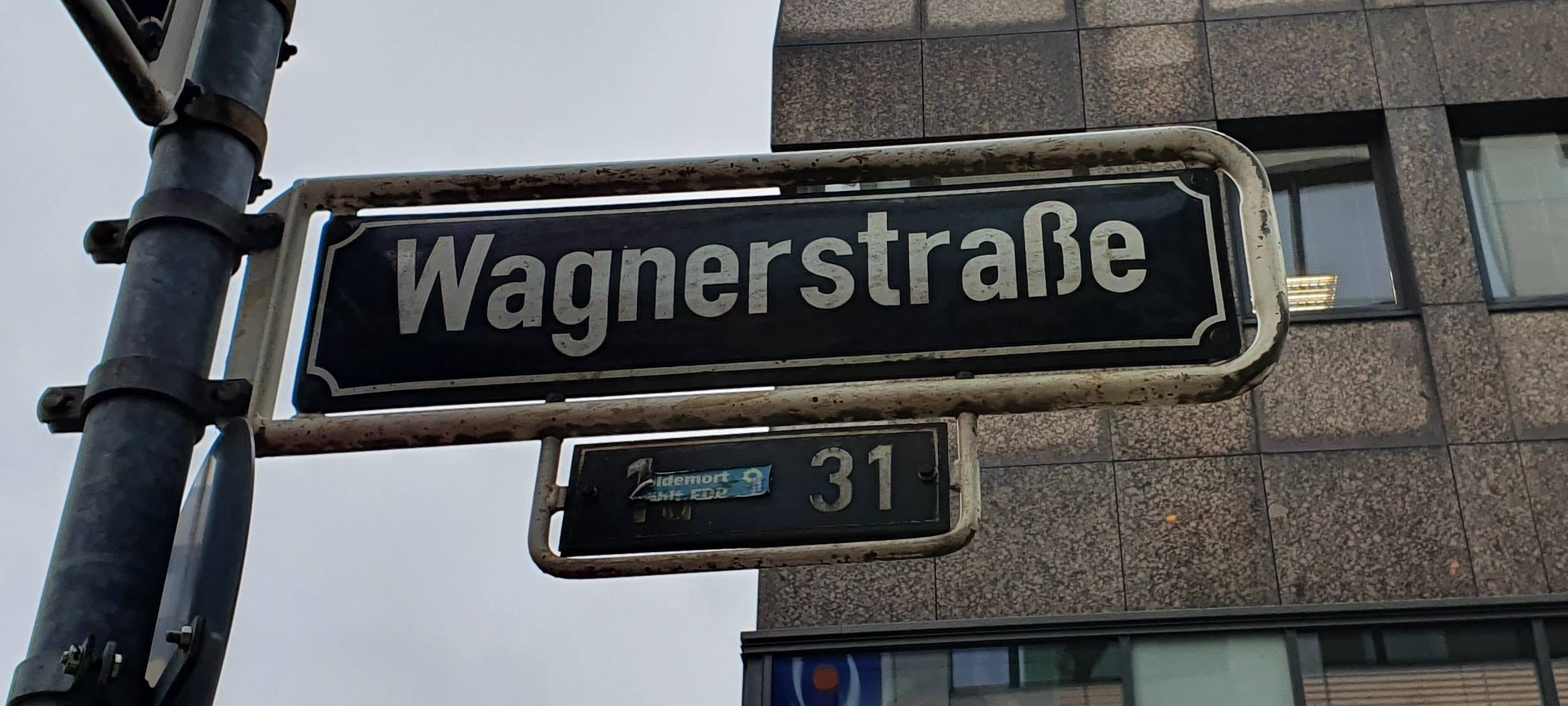 Kommission empfiehlt, 12 Straßen umzubenennen