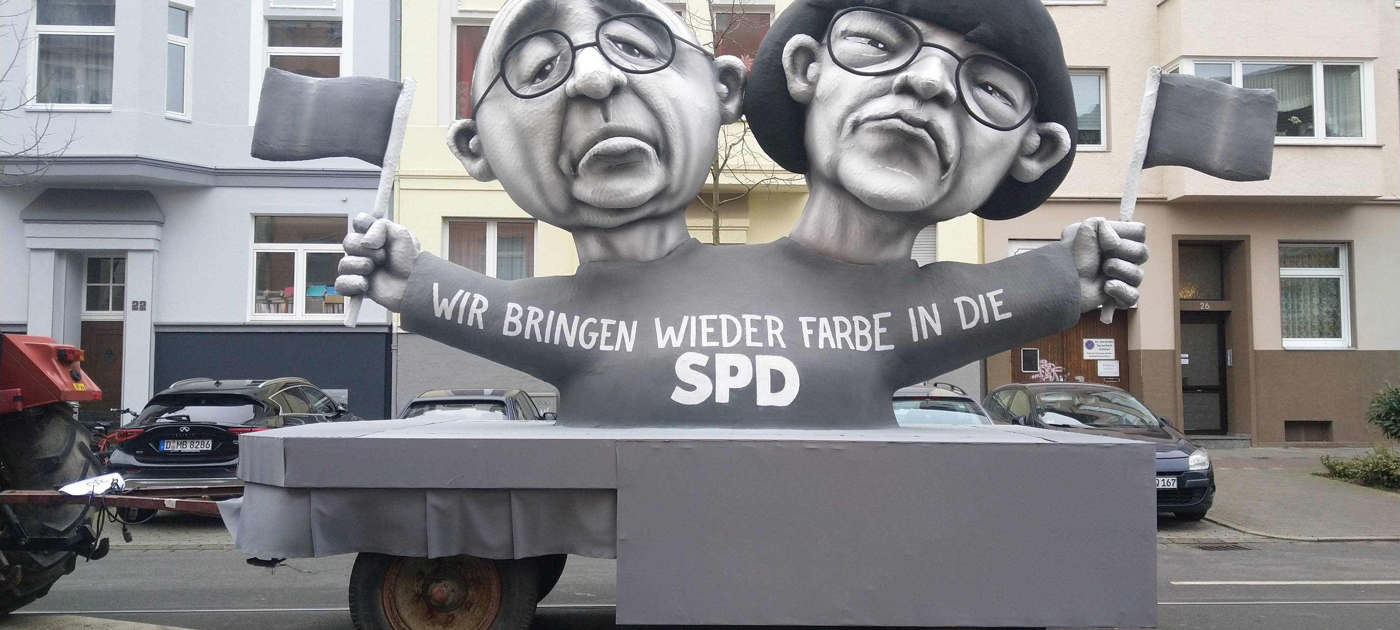 HELAU! - Die Mottowagen von Jacques Tilly