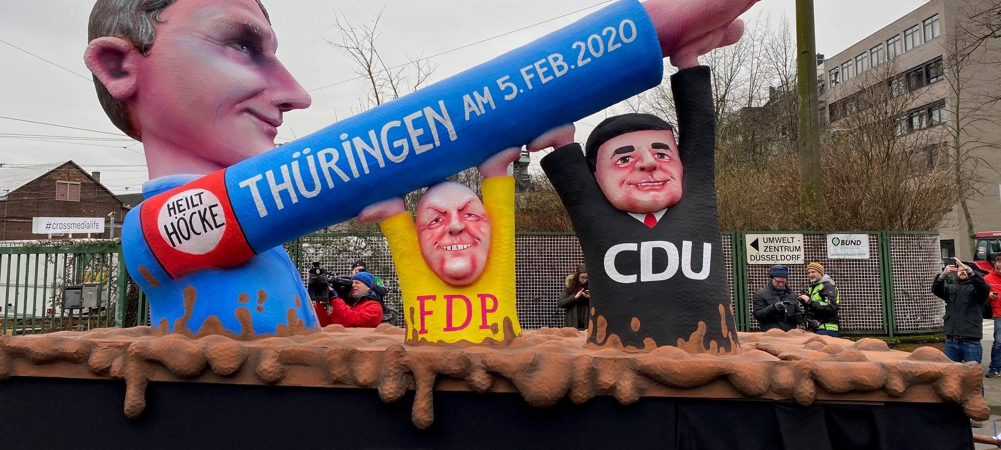 HELAU! - Die Mottowagen von Jacques Tilly