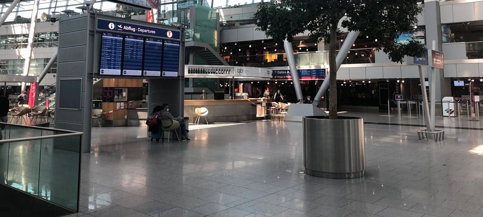 Düsseldorf: Neues Corona-Testzentrum am Flughafen