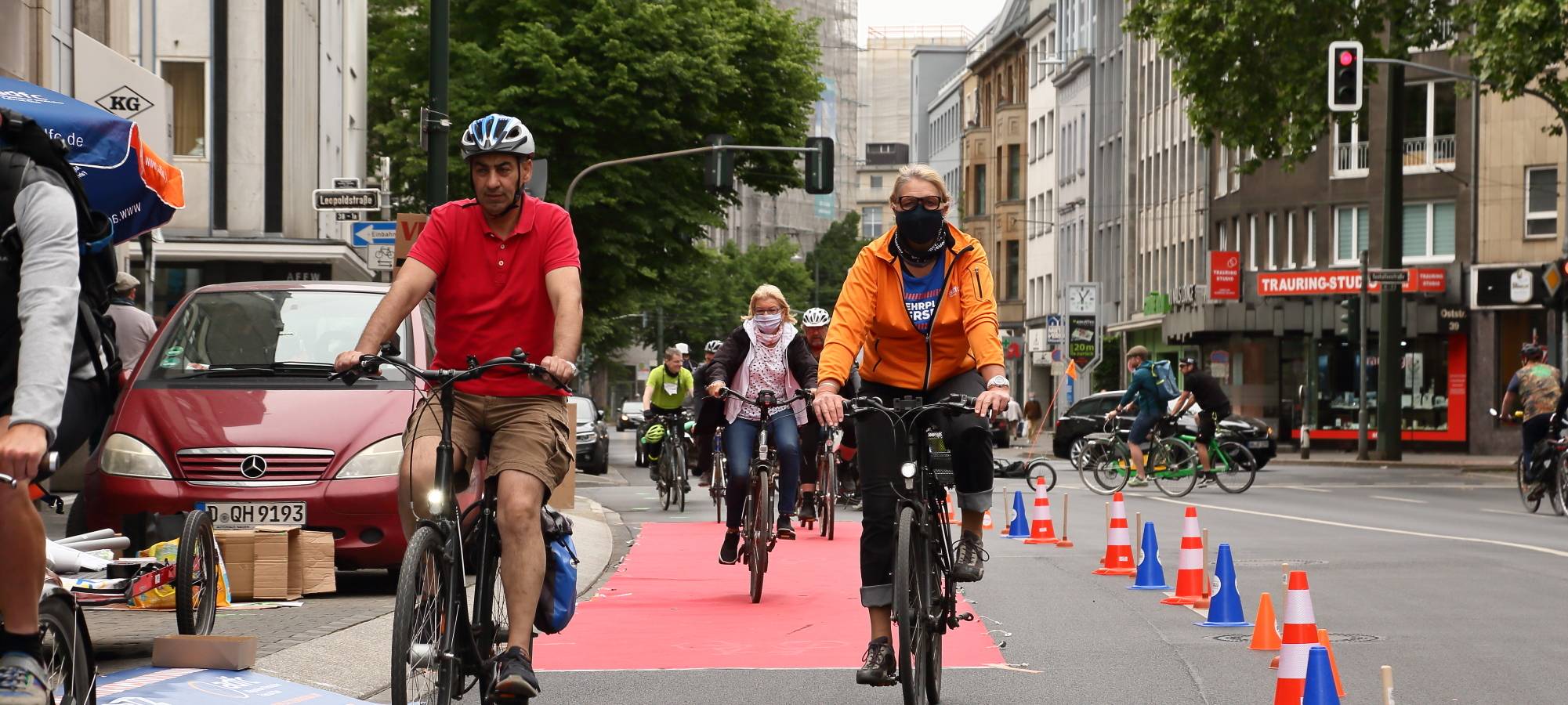 Pop-up-Radweg am Worringer Platz