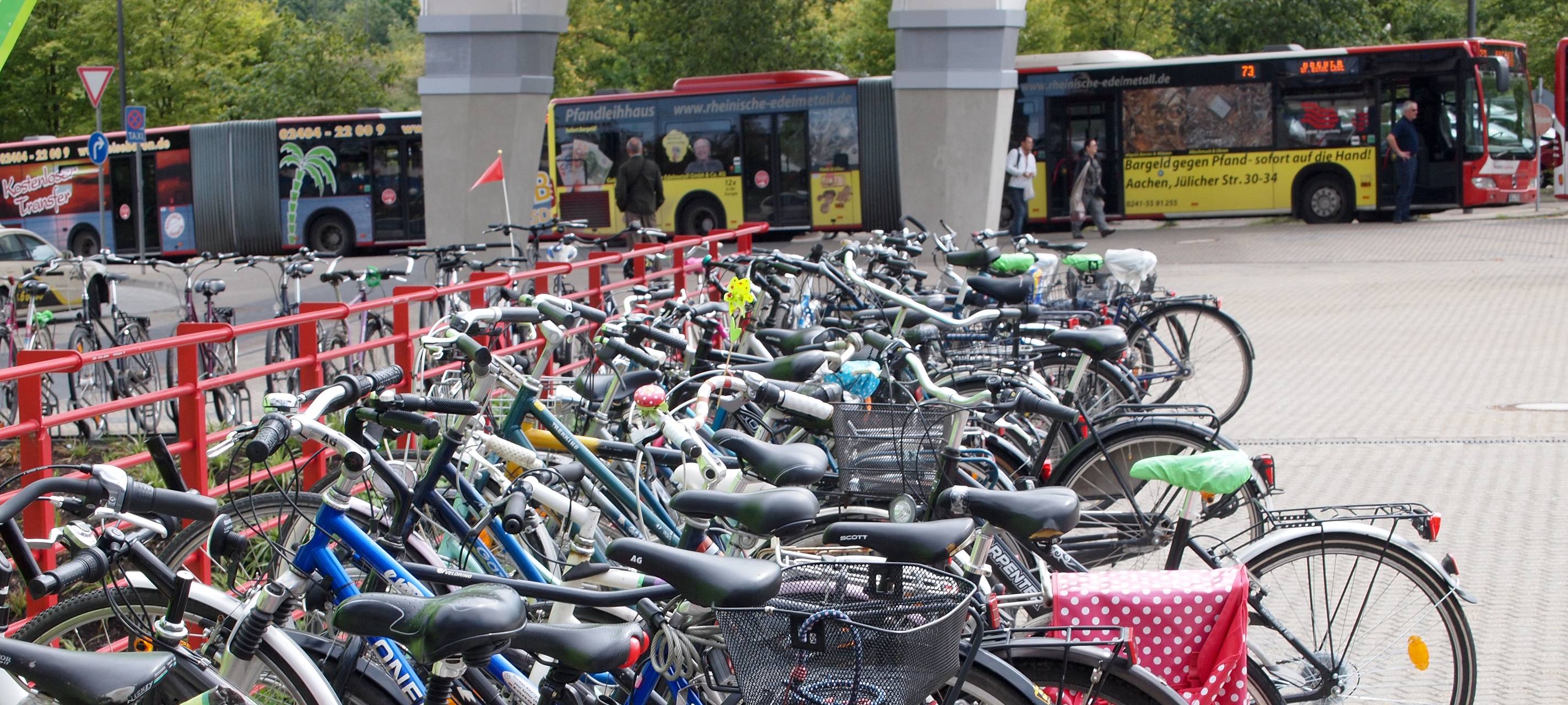 Düsseldorf - Versteigerung von Fahrrädern