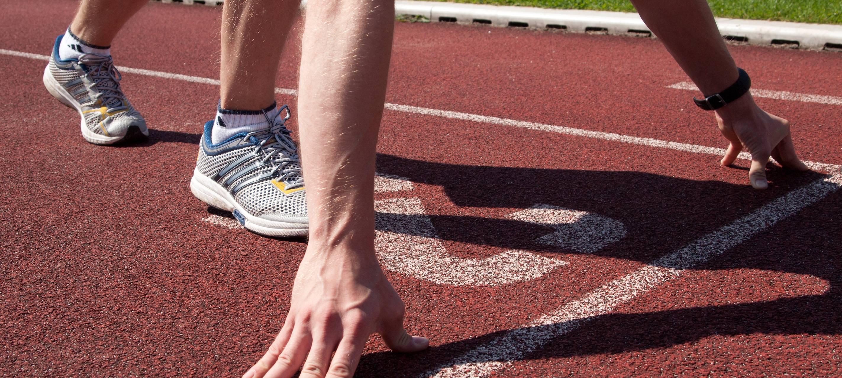 Düsseldorf: Laufen unter Flutlicht