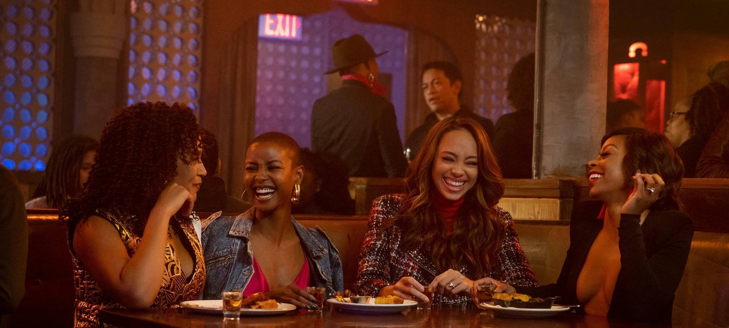 Die vier Freundinnen auf Beutezug.