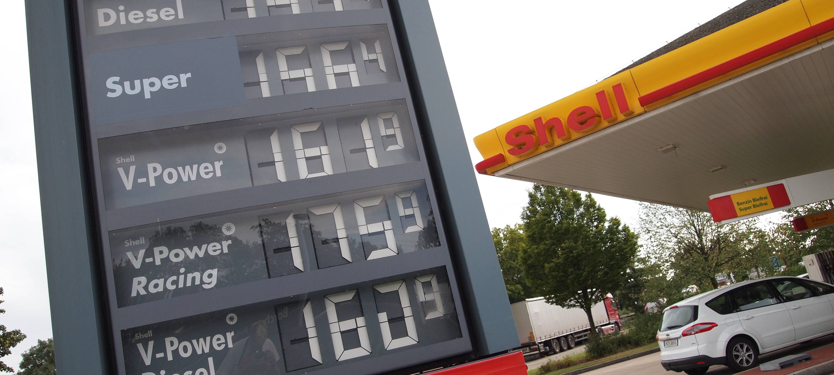 ADAC bestätigt: Tanken an Autobahntankstellen ist teurer