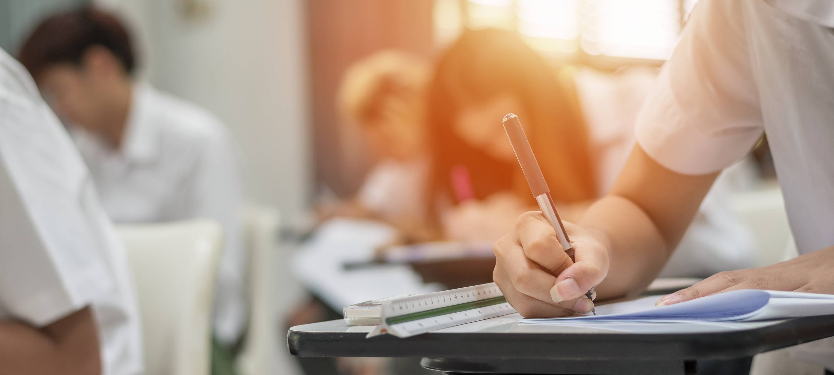 Düsseldorf: GEW sieht weiter Corona-Gefahr in Schulen