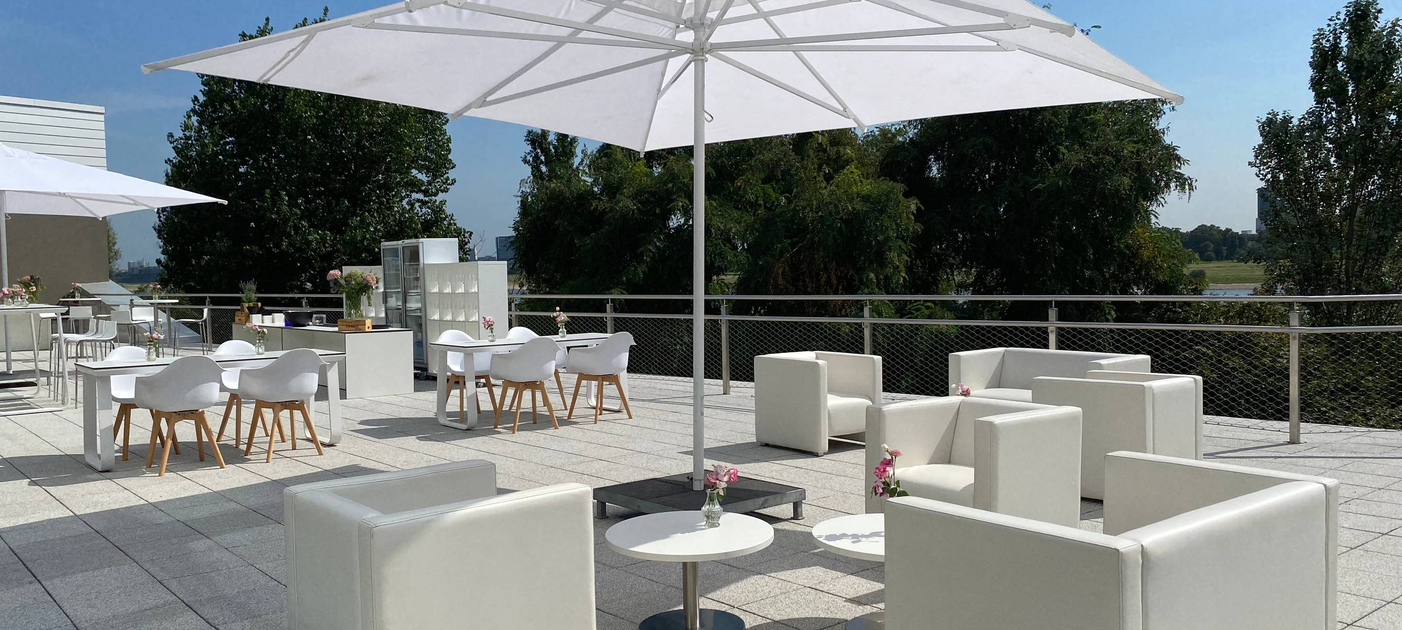 Düsseldorfs neues Hallenbad wird eröffnet