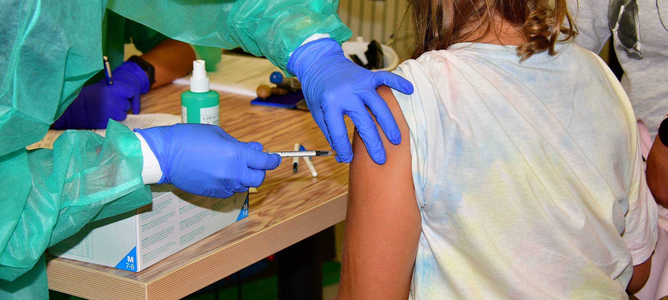 Faktencheck: Enthalten die Corona-Impfstoffe Graphenoxid?