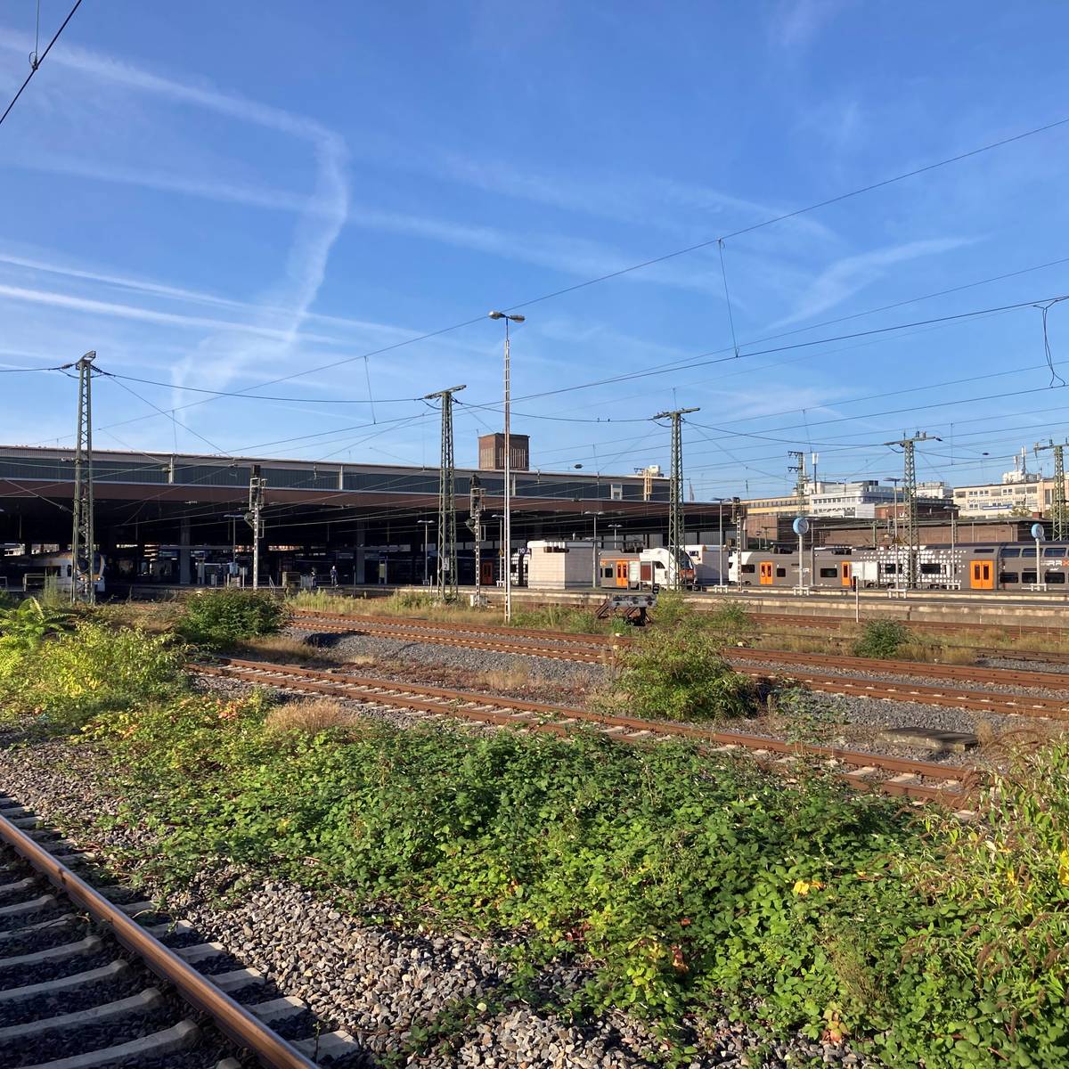 Düsseldorf Hier fährt aktuell Schienenersatzverkehr Antenne Düsseldorf