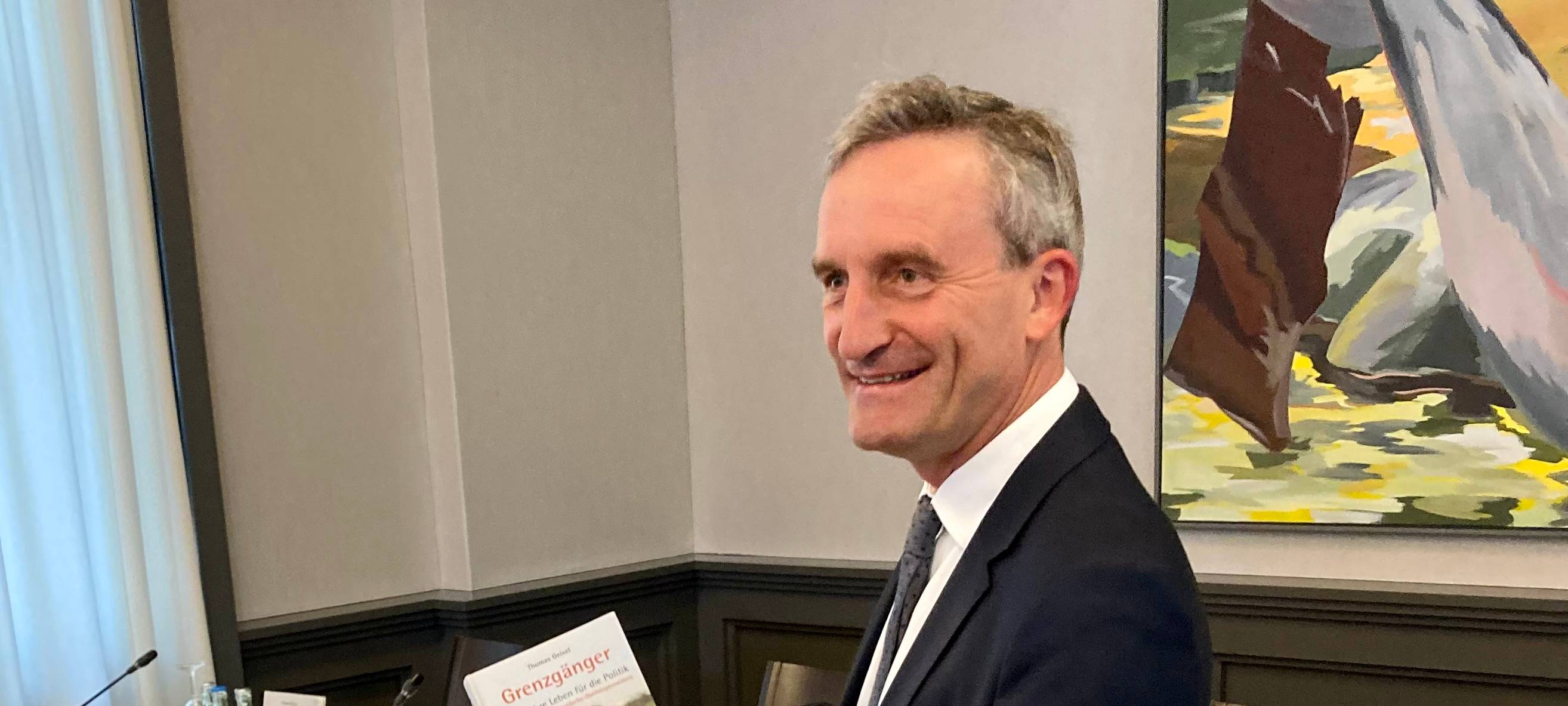 Düsseldorf: Alt-OB Geisel präsentiert neues Buch